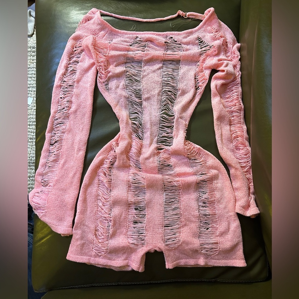 Baddieville Rubi Romper - Picture 4 of 4